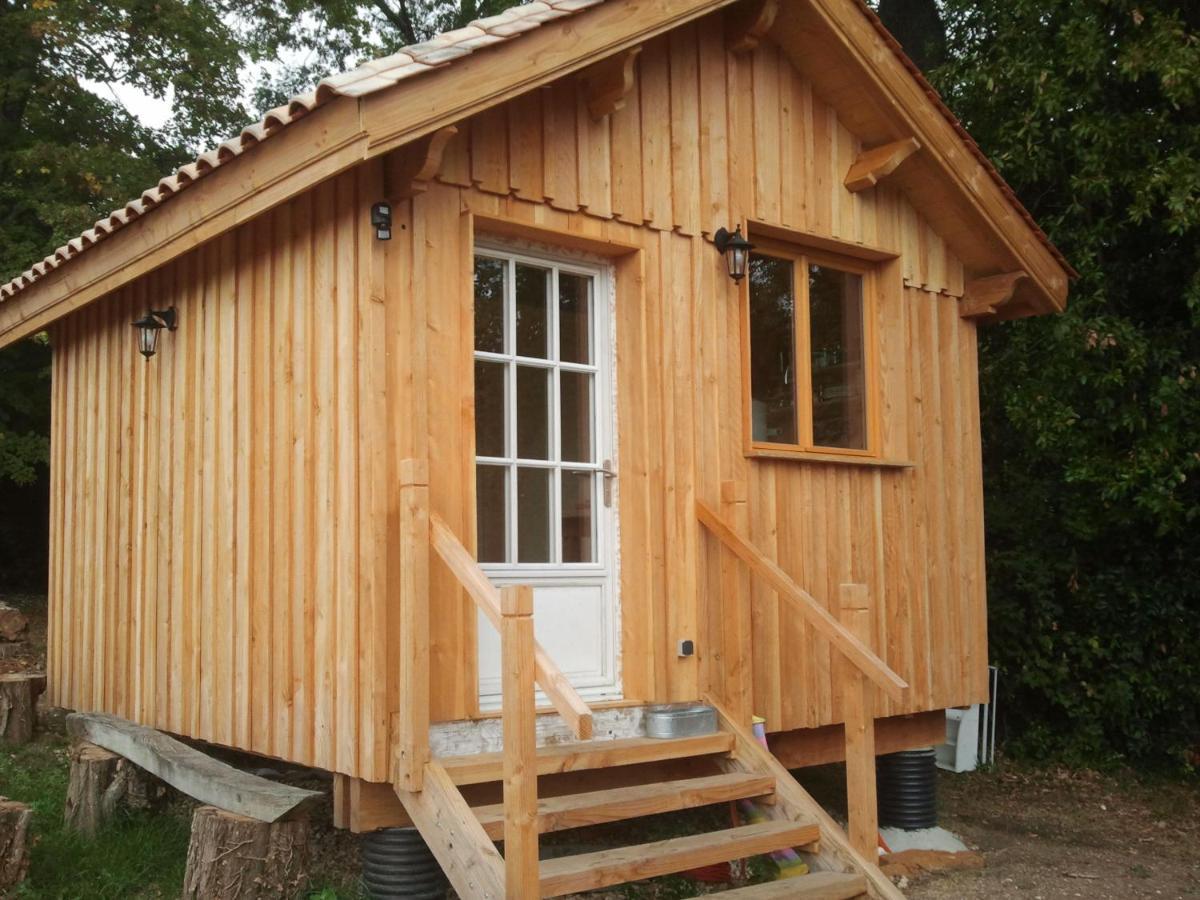 Bed and Breakfast Nuits Perchees A Laroque Saint-Antoine-de-Breuilh Exterior foto